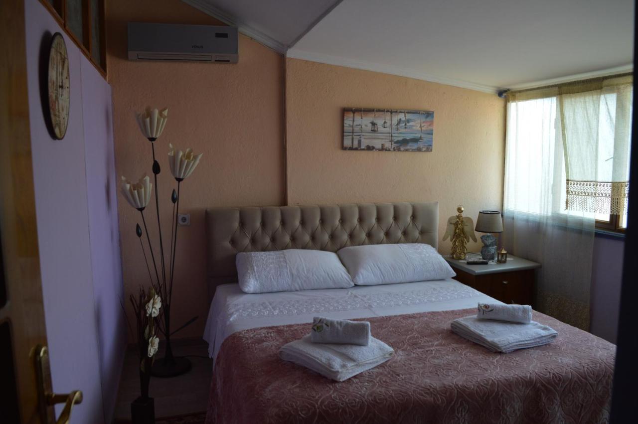 Inn Korca, Center City Apartament Kültér fotó